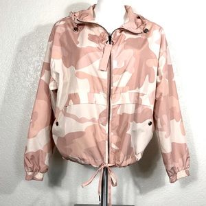 Forever 21 pink camo lightweight jacket sz. M